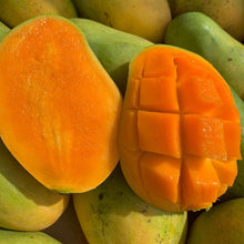 Load image into Gallery viewer, Mango | Haiti Madame Francisk Box- 4 KG (8-12 Mangos)