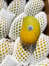 Load image into Gallery viewer, Mango | Kesar Indian Box - (10-12 mangos)
