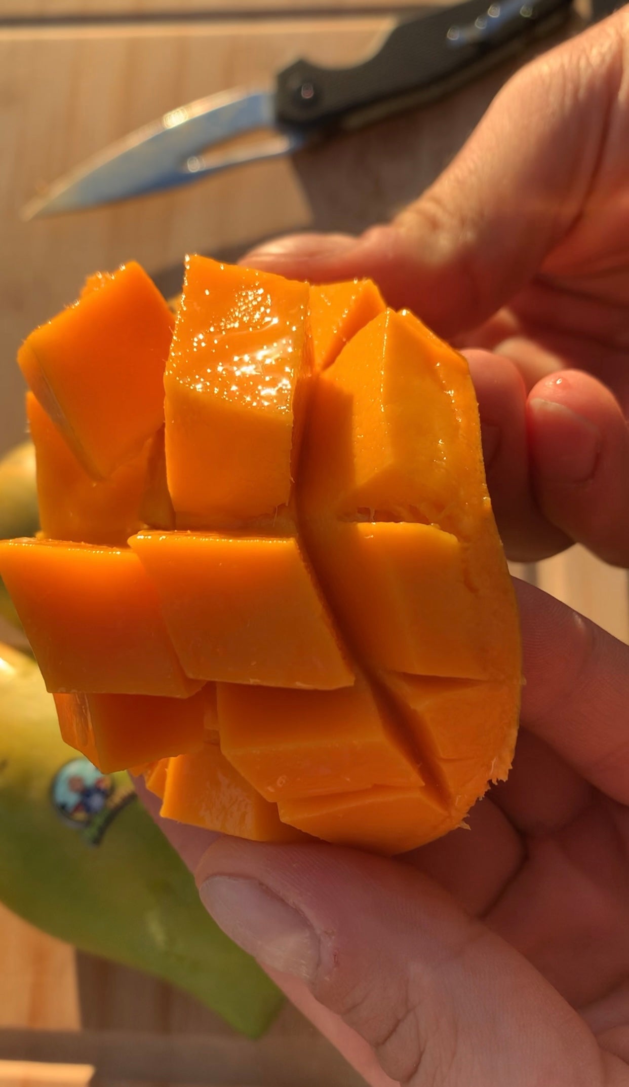 Mango | Alphonso Egypt Box - (10-Mangos)